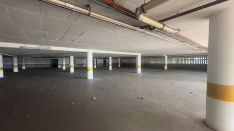 AMR Office Park, Concorde Road East, Bedfordview office space to let for rent 4074m² (30)